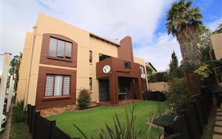 2 Bedroom Townhouse in Bromhof