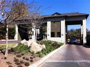 2 Bed Apartment in Maroeladal
