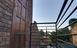 2 Bedroom Apartment in Akasia