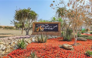 2 Bedroom House in Hazeldean (Silverlakes Surroundings)