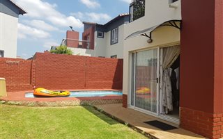4 Bedroom Townhouse in Oukraal Estate