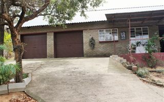 3 Bedroom House in Numbi Park