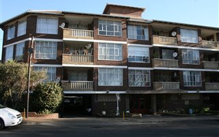 3 Bedroom Apartment in Rouxville
