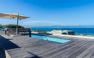 5 Bedroom House in Whale Rock