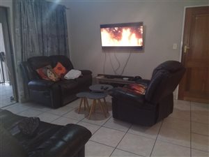 2 Bed Flat in Vanderbijlpark SE