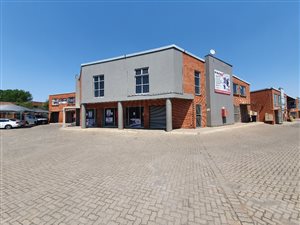 420 m² Industrial space in Hennopspark