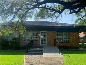 Retail space in Parys