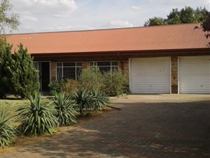 3 Bed House in Kroonstad