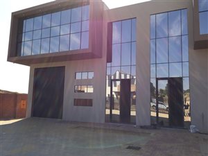 480 m² Industrial space in Ormonde