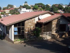 6 Bed House in Isipingo Hills