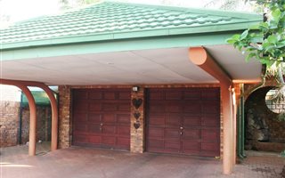 4 Bedroom House in Annlin