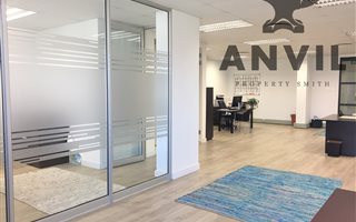 111 m² Office Space in New Town Centre (Gateway)