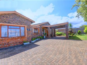3 Bed House in George South