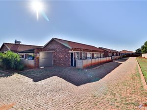 3 Bed Townhouse in The Orchards