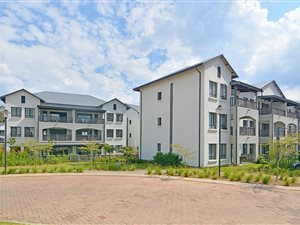2 Bed Apartment in Broadacres