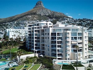 3 Bed Apartment in Bantry Bay