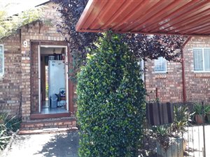 4 Bed Townhouse in Grobler Park