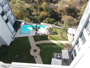 2 Bed Apartment in Menlyn