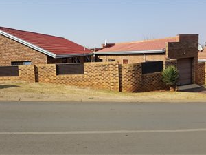 4 Bed House in Pimville