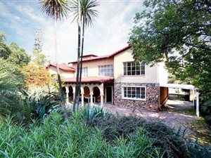 4 Bed House in Morningside Manor