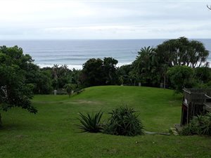 1020 m² Land available in Bazley Beach