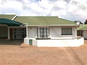 2 Bed Townhouse in Krugersdorp North