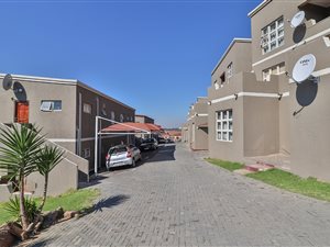 2 Bed Townhouse in Winchester Hills