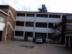 2 Bed House in Vereeniging Central