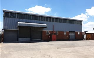 2565 m² Industrial space in Isando