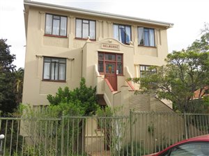 2 Bed Apartment in Rondebosch