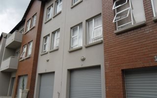 2 Bedroom Apartment in Brooklands