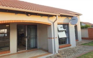 2 Bedroom Townhouse in Eco Park