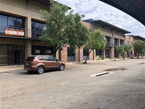 8458 m² Industrial space in North Riding AH