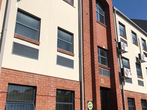 470 m² Industrial space in Eastgate