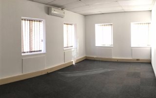 226 m² Commercial space in Olivedale