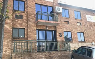 335 m² Industrial space in Olivedale