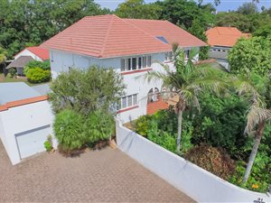 4 Bed House in Selborne