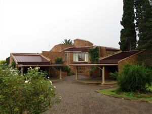 5 Bed House in Sonneveld