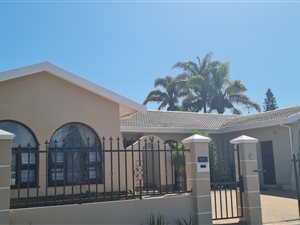7 Bed House in Ferndale