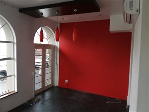 120 m² Commercial space in Paarl