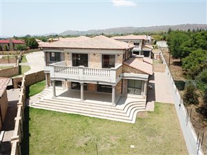 3 Bed Cluster in Ruimsig