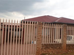 3 Bed House in Elsburg