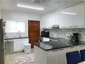 3 Bed House in Oaklands