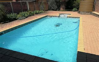 6 Bedroom House in Bothasrus