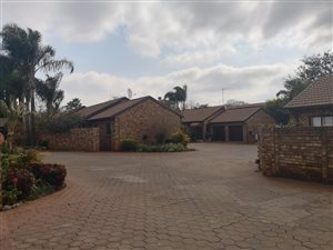 2 Bed Townhouse in Eldoraigne