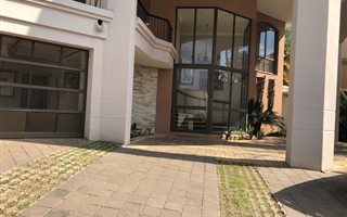 4 Bedroom House in Waterkloof