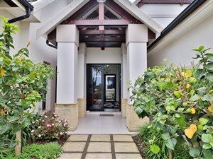 4 Bed House in Kingswood Golf Estate