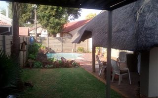 2 Bedroom House in Doornpoort and surrounds