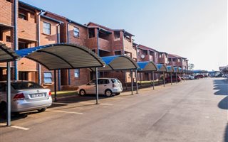 2 Bedroom Apartment in Philip Nel Park