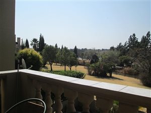 2 Bed Apartment in Vaalpark